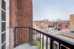 Historical Loft on Yates